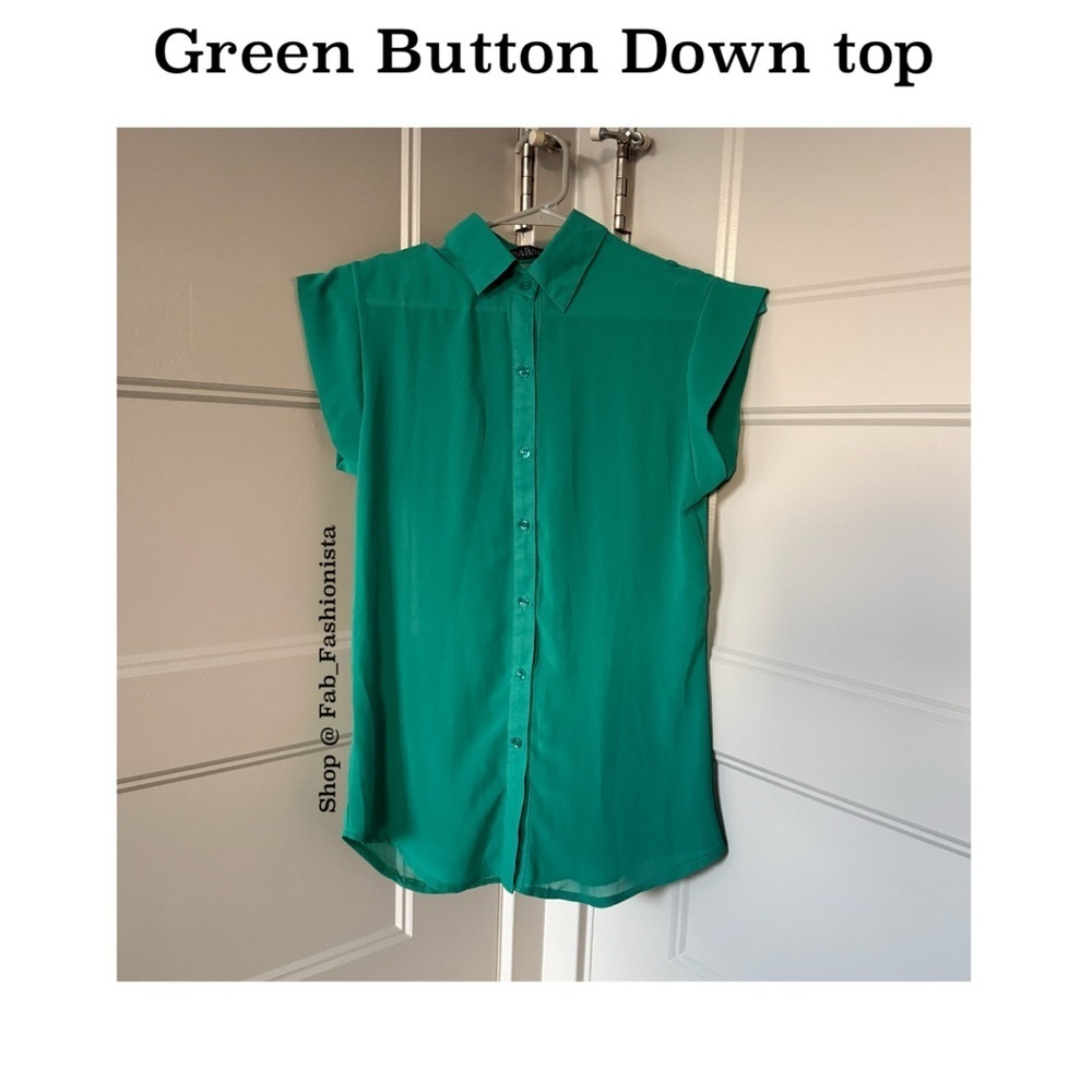 🛍️ Button down green sleeveless semi sheer top